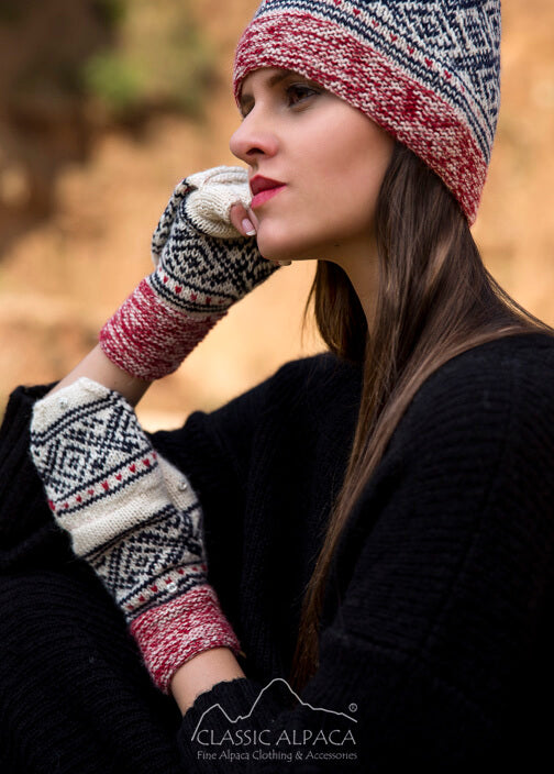 Varazze Alpaca Set-Includes Glitten and Hat Varazze Alpaca Set-Includes Glitten and Hat